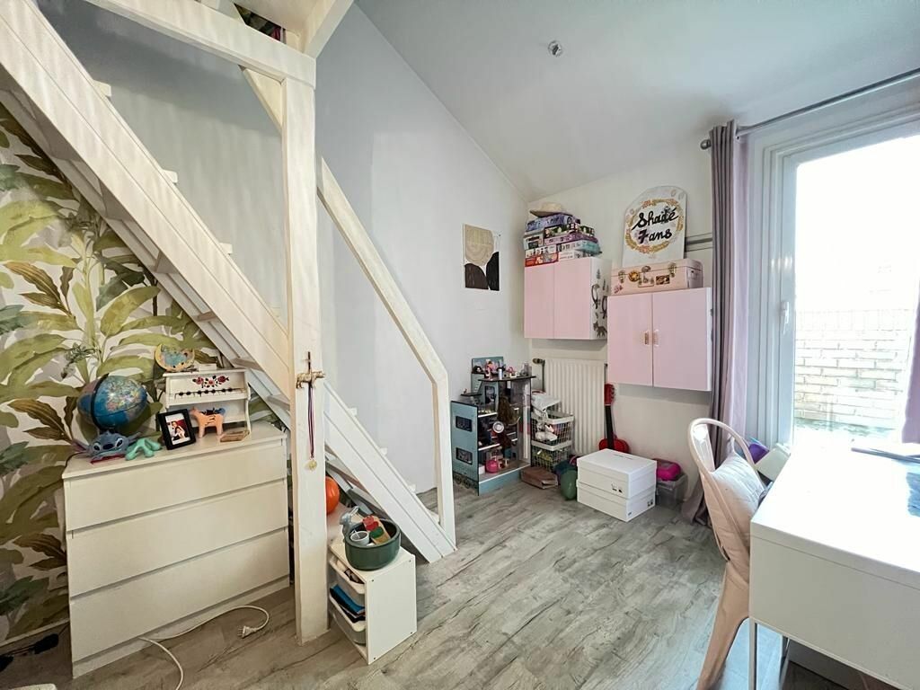 Appartement à vendre 3 70m2 à Neuilly-sur-Marne vignette-6