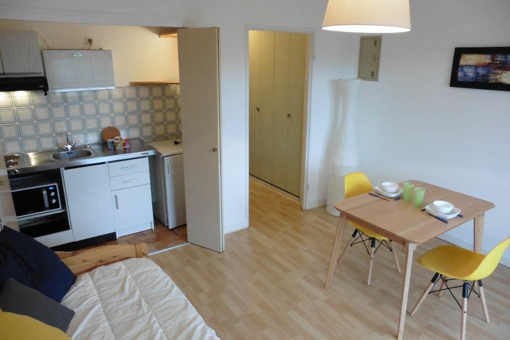 Appartement à louer 1 22.92m2 à Limoges vignette-2