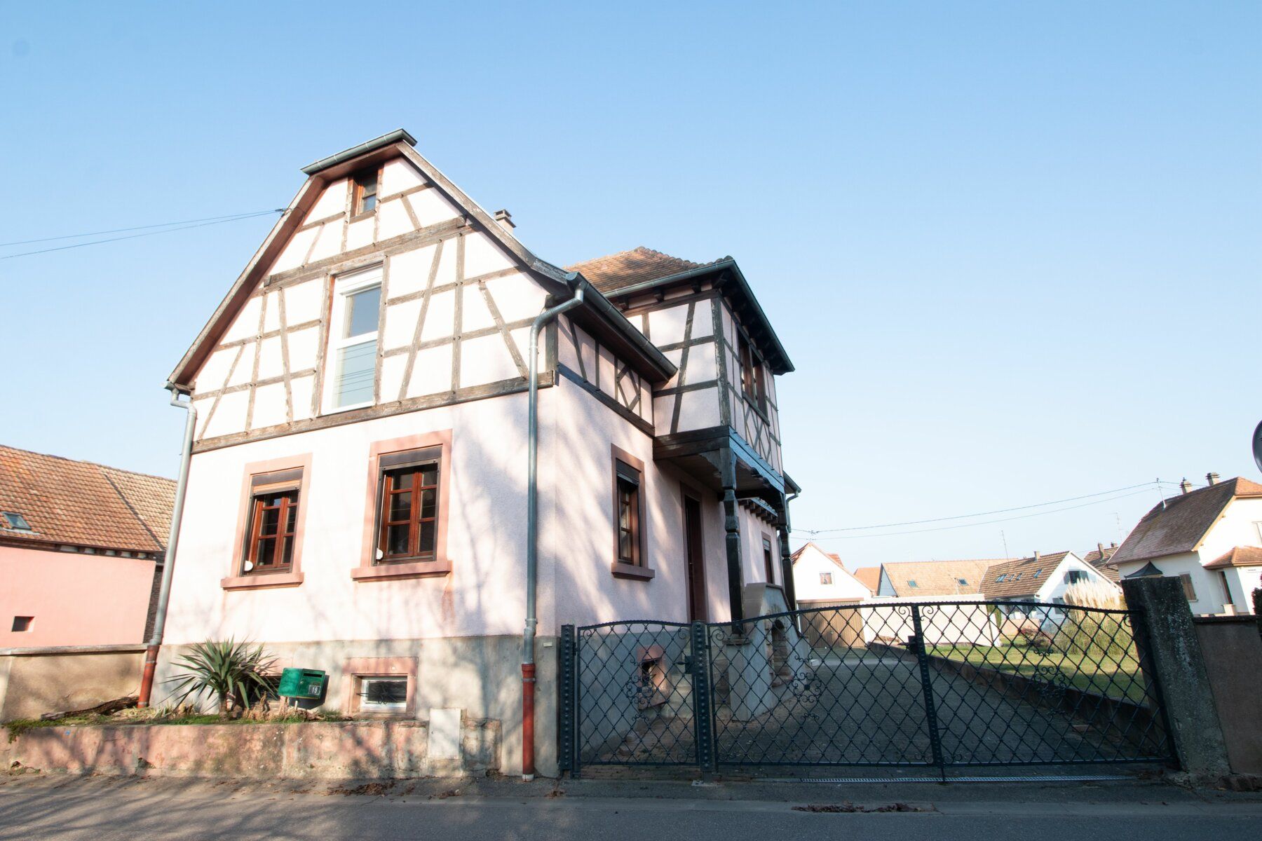 Maison à vendre 6 135m2 à Plobsheim vignette-1