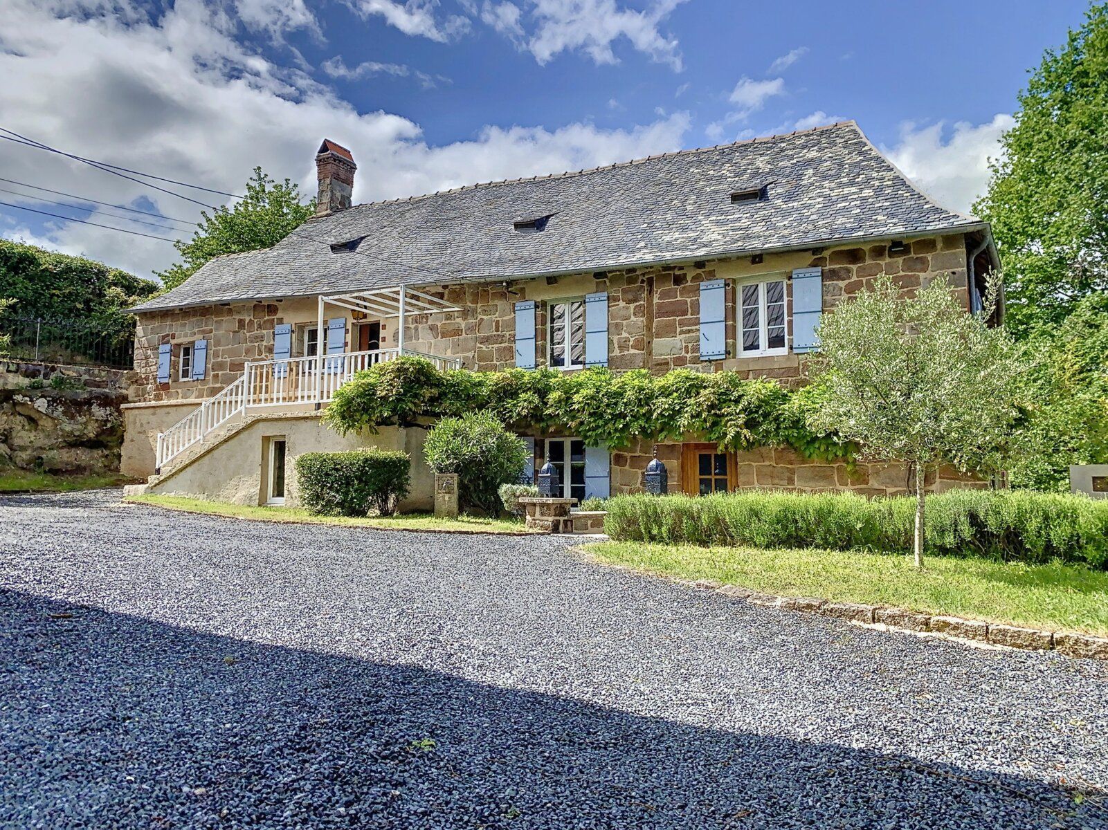 Maison à vendre 6 180m2 à Brignac-la-Plaine vignette-2