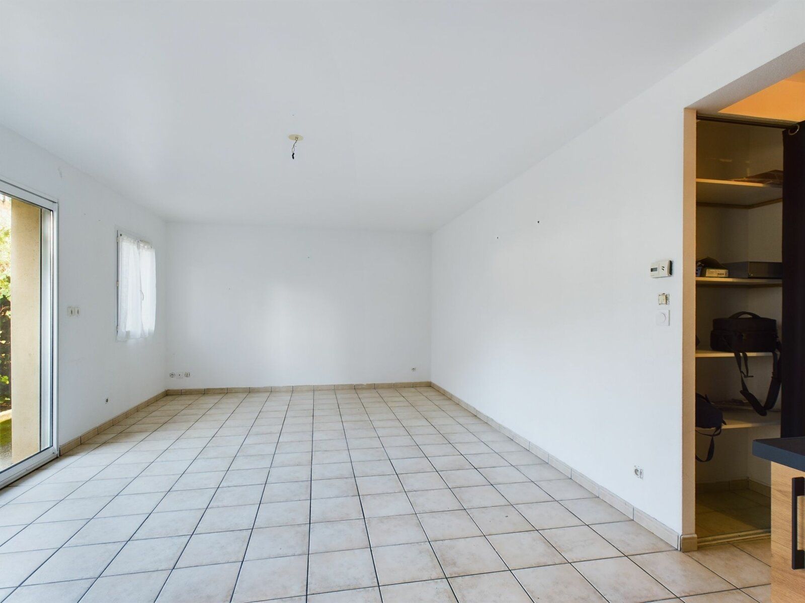 Appartement à vendre 3 60m2 à Saint-Vérand vignette-3