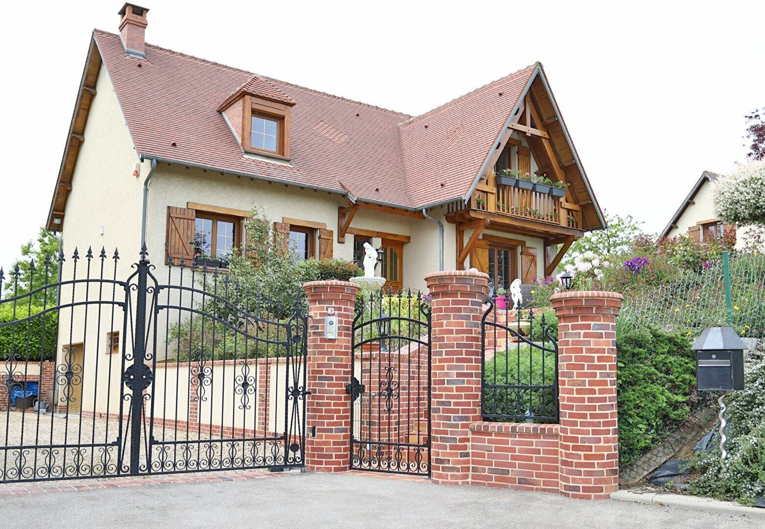 Maison à vendre 5 131.8m2 à Gournay-en-Bray vignette-1