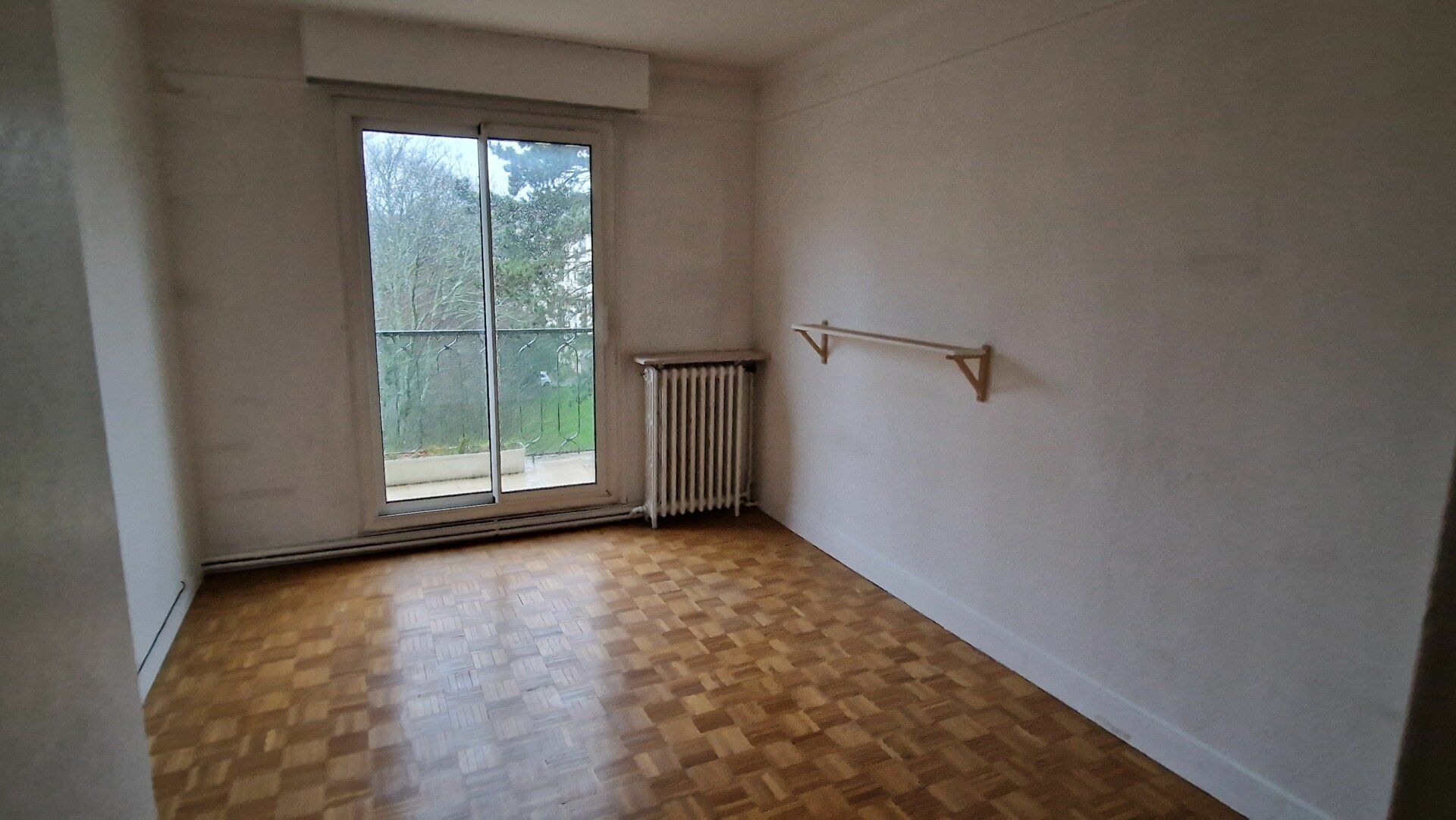 Appartement à vendre 3 75.85m2 à Ville-d'Avray vignette-4