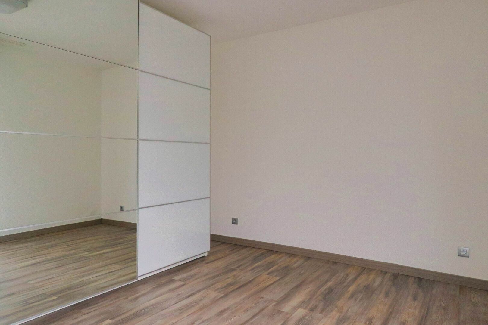 Appartement à vendre 4 66m2 à Colmar vignette-3