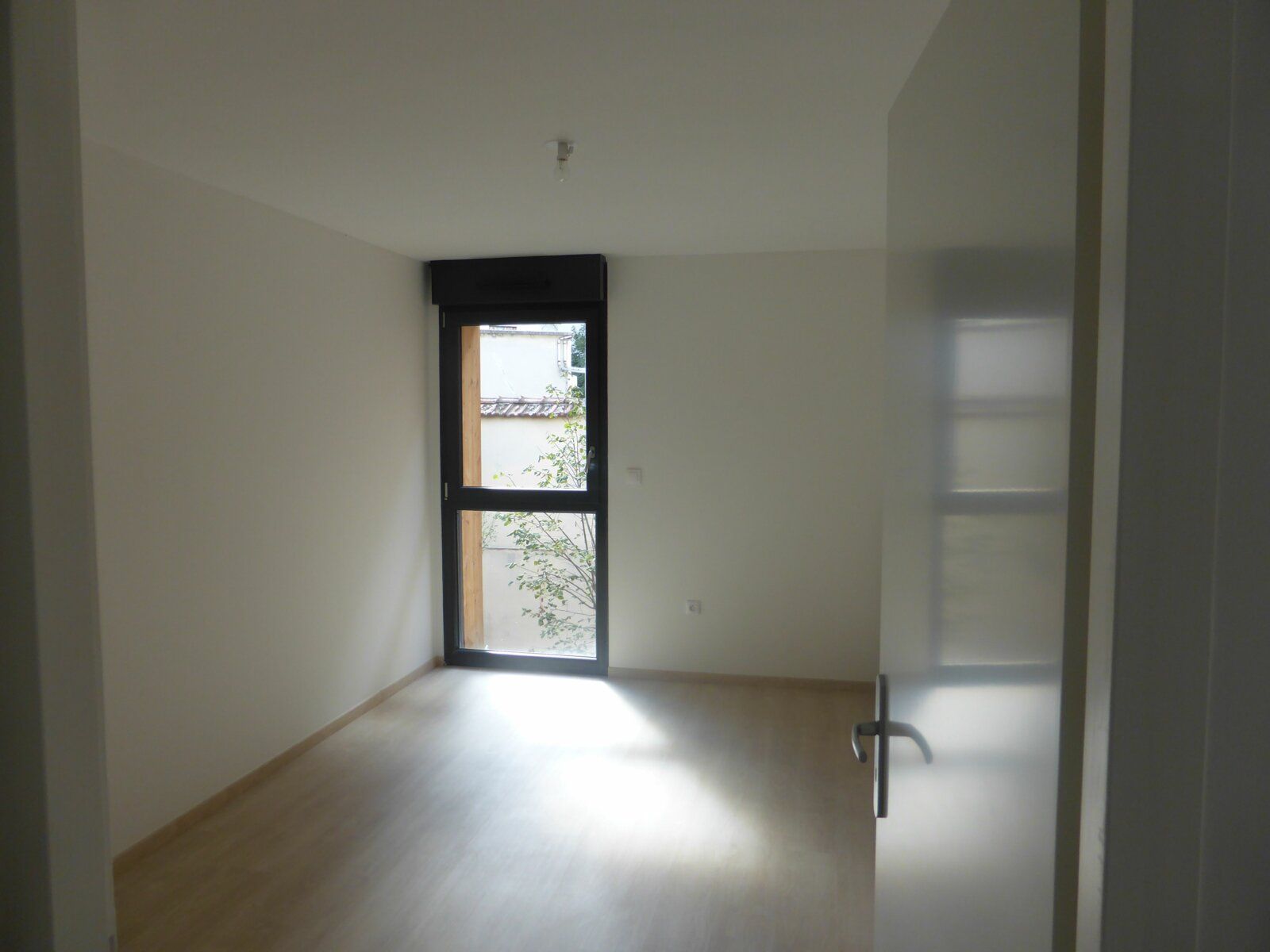 Appartement à vendre 2 51.6m2 à Reims vignette-7