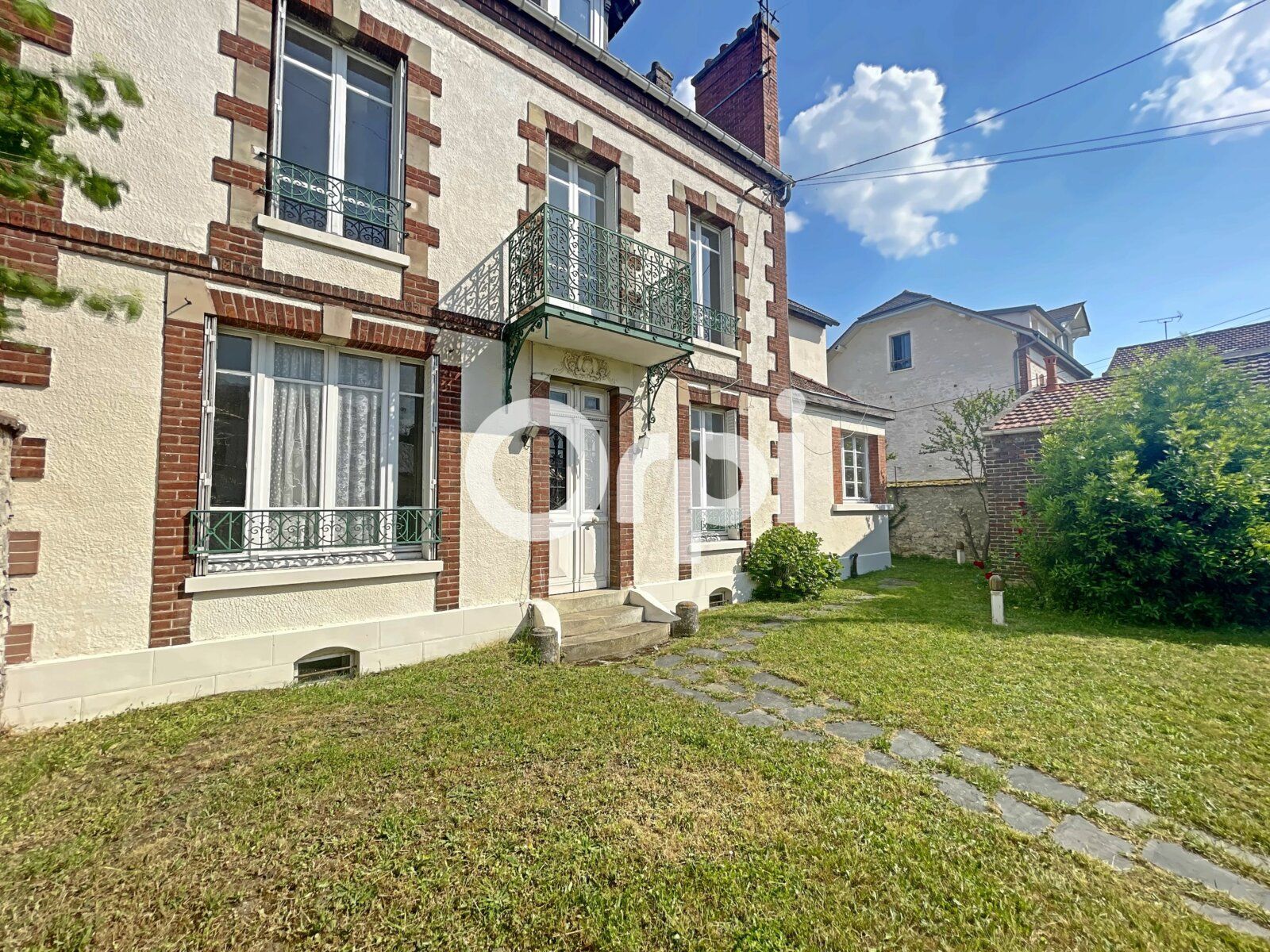 Maison à vendre 7 152m2 à Mantes-la-Jolie vignette-1