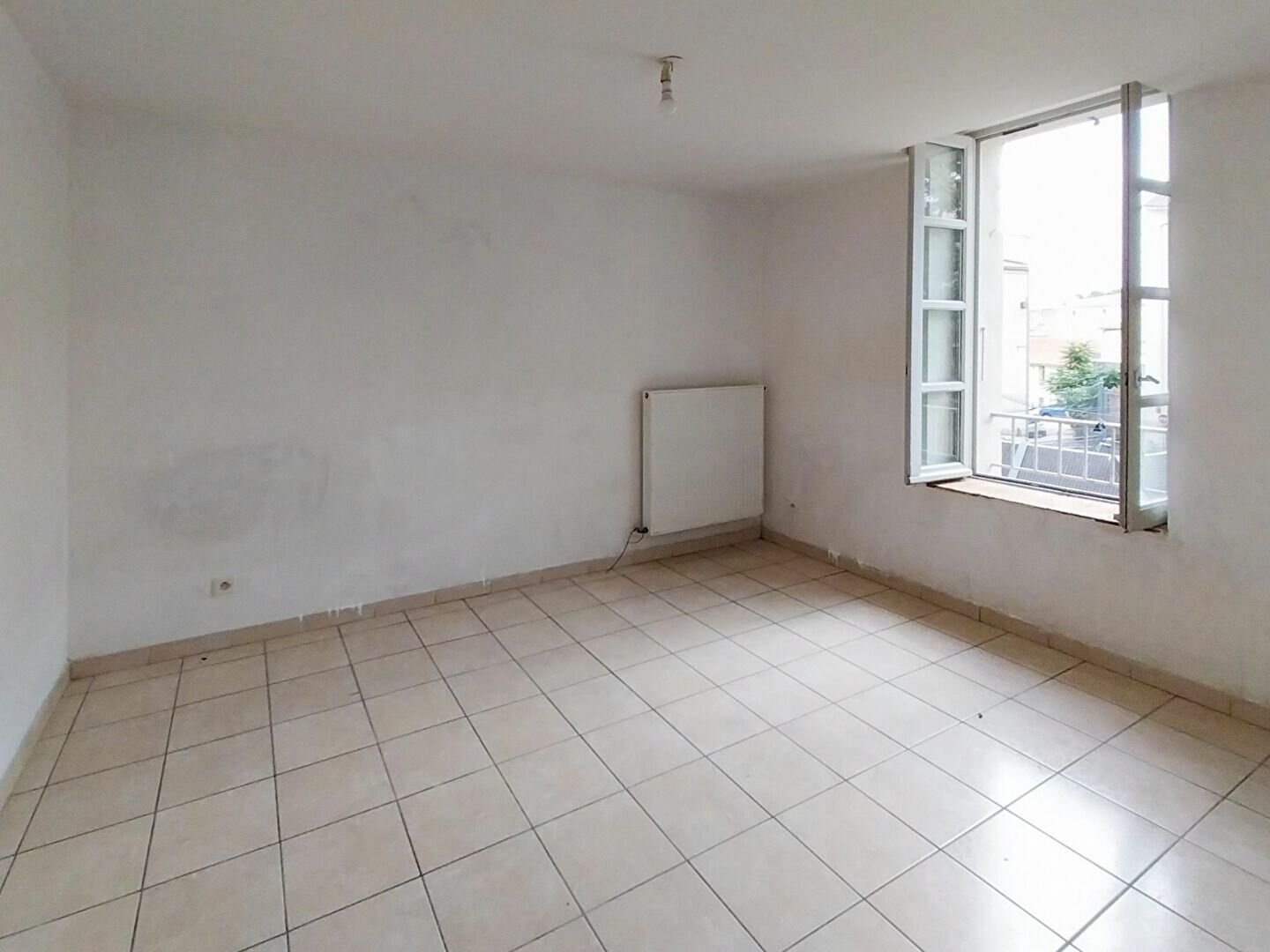 Appartement à vendre 4 m2 à Béziers vignette-5