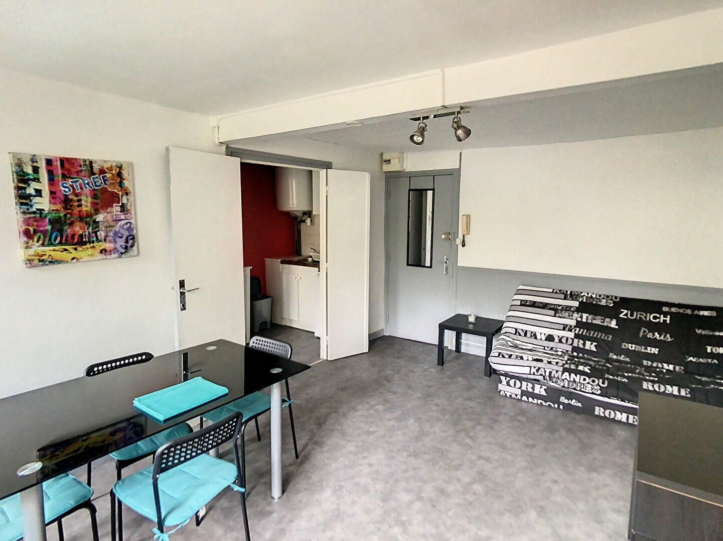 Appartement à louer 1 m2 à Lille vignette-1