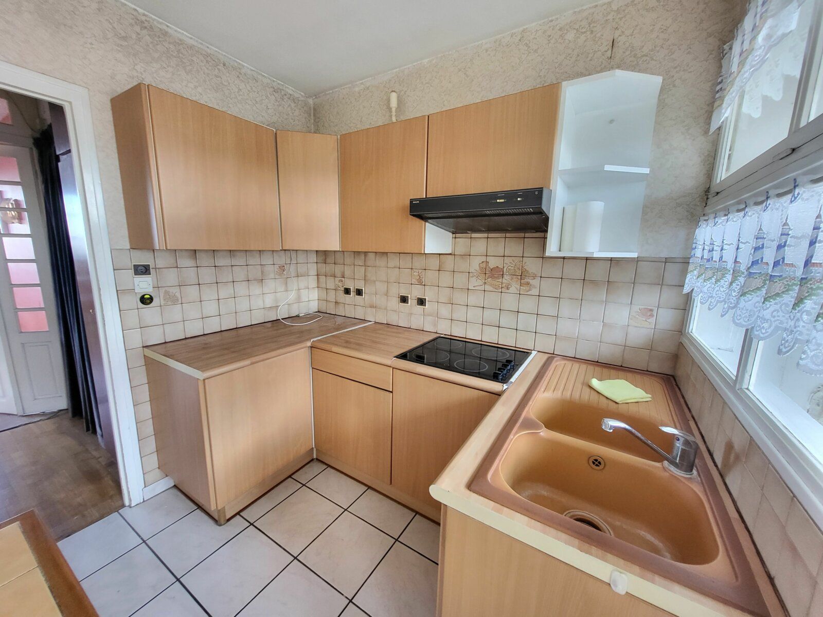 Appartement à vendre 4 64m2 à Neuilly-sur-Marne vignette-3