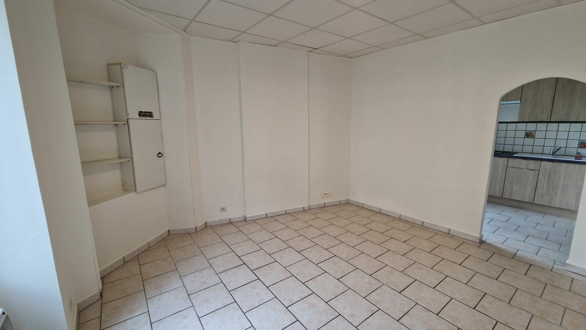 Appartement à louer 1 28.47m2 à Chaumes-en-Brie vignette-5