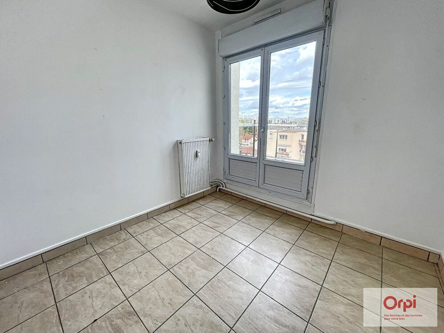 Appartement à louer 3 65.4m2 à Montluçon vignette-6