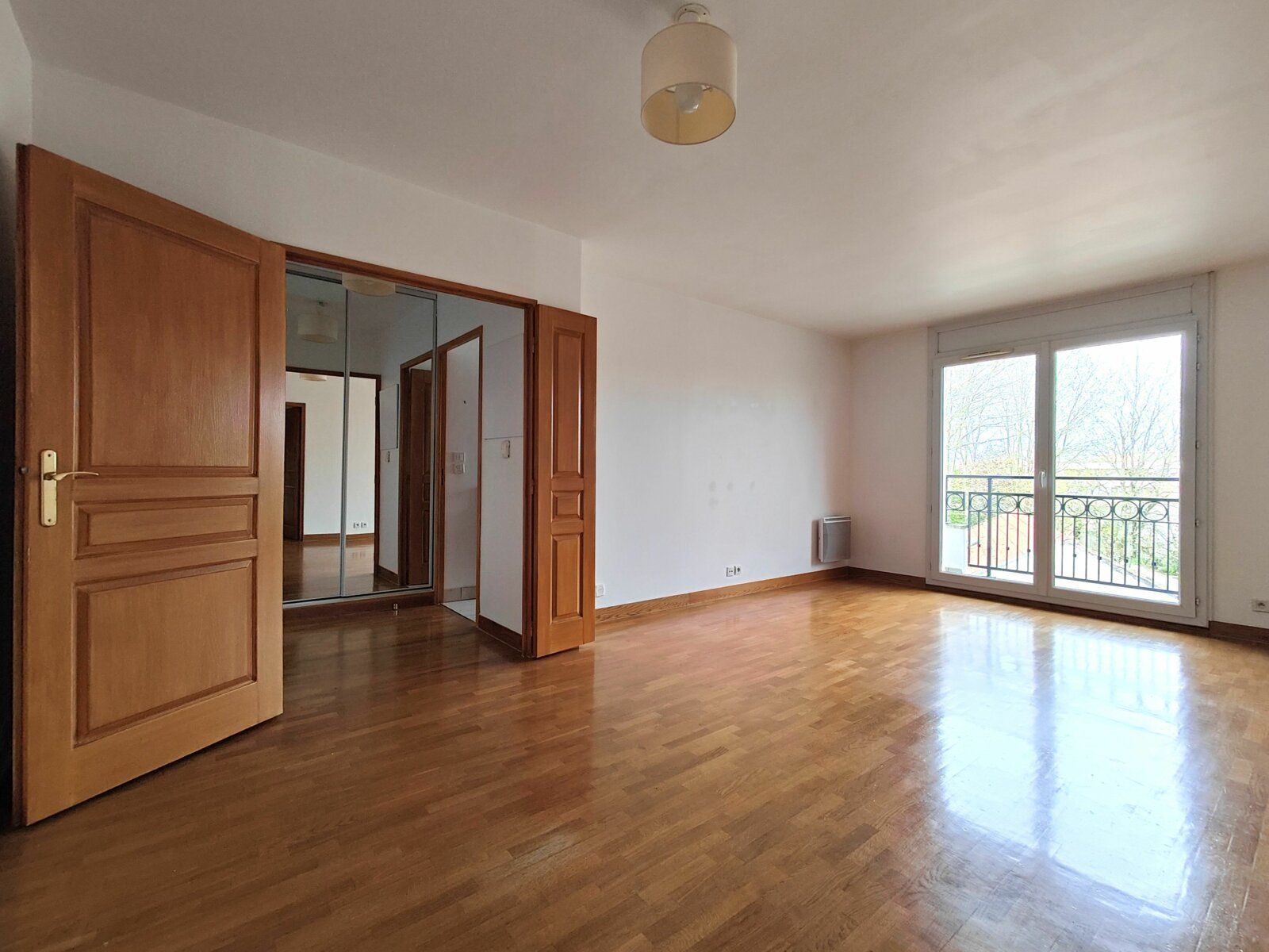 Appartement à vendre 3 63m2 à Vaires-sur-Marne vignette-2