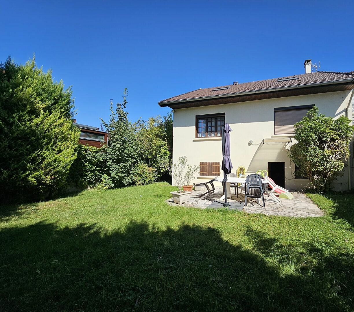 Maison à vendre 5 147m2 à Champigny-sur-Marne vignette-1