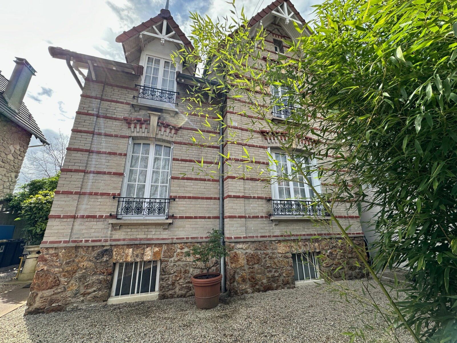 Maison à vendre 4 100m2 à Saint-Maur-des-Fossés vignette-1
