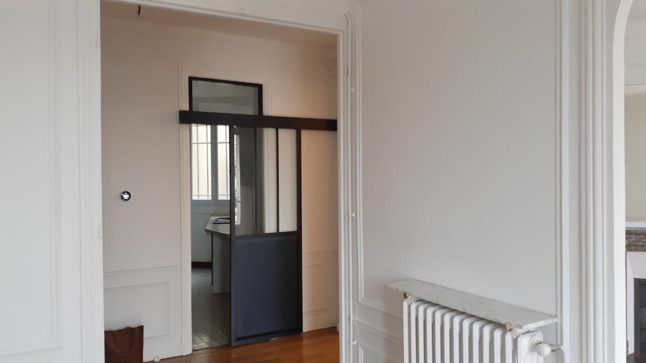 Appartement à louer 4 87.2m2 à Paris 15 vignette-11