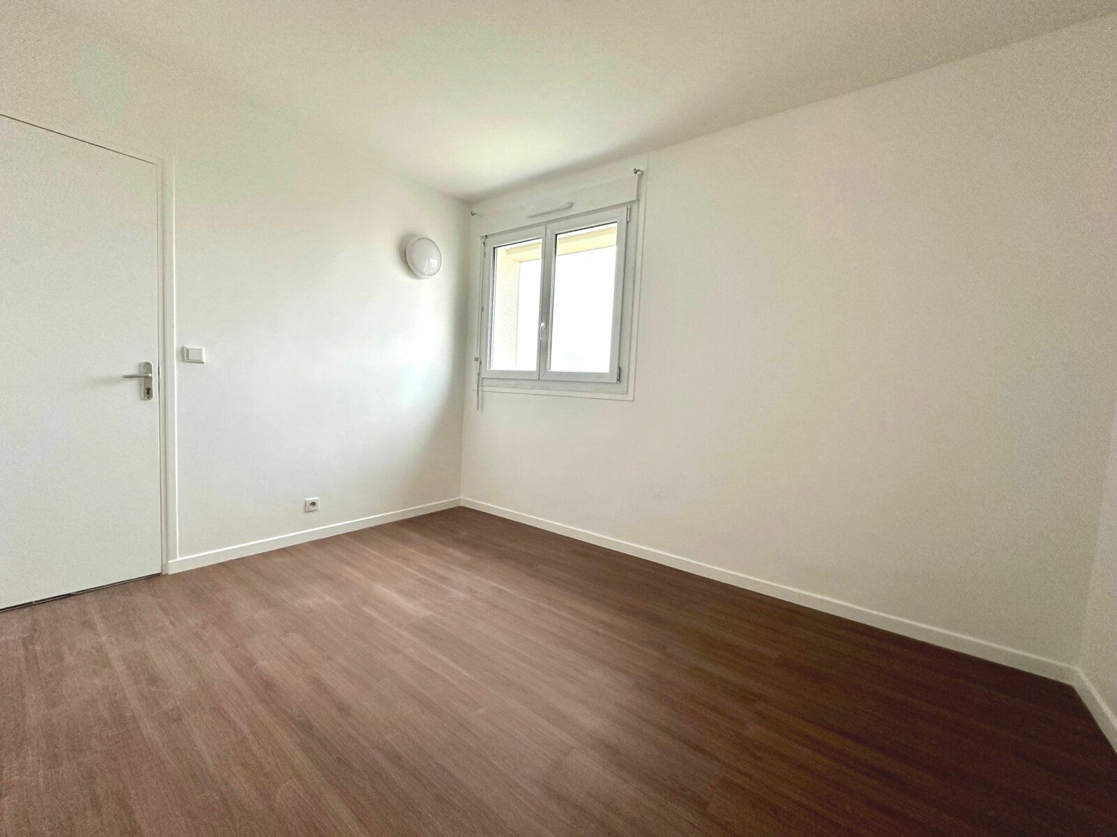 Appartement à vendre 4 71.93m2 à Épinay-sur-Seine vignette-4