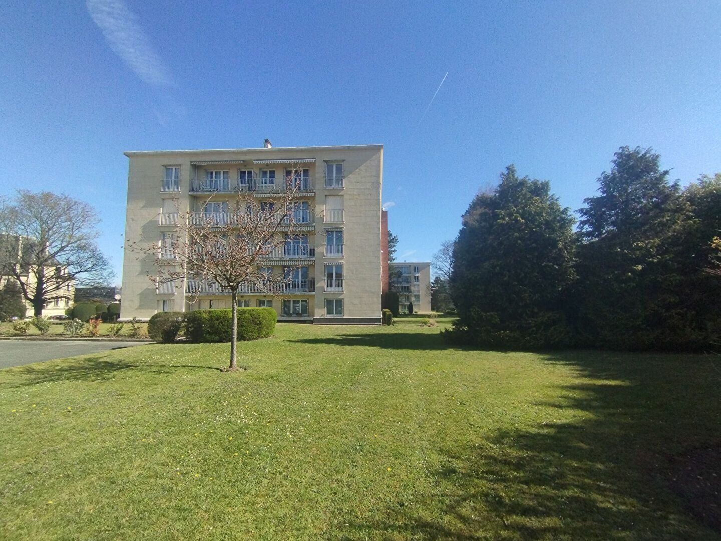 Appartement à louer 4 73.14m2 à Compiègne vignette-6