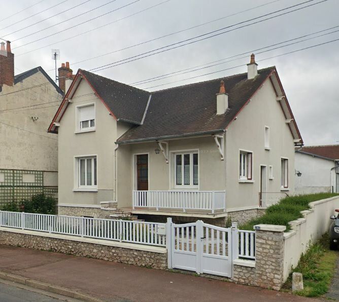 Maison à vendre 5 m2 à Montoire-sur-le-Loir vignette-1