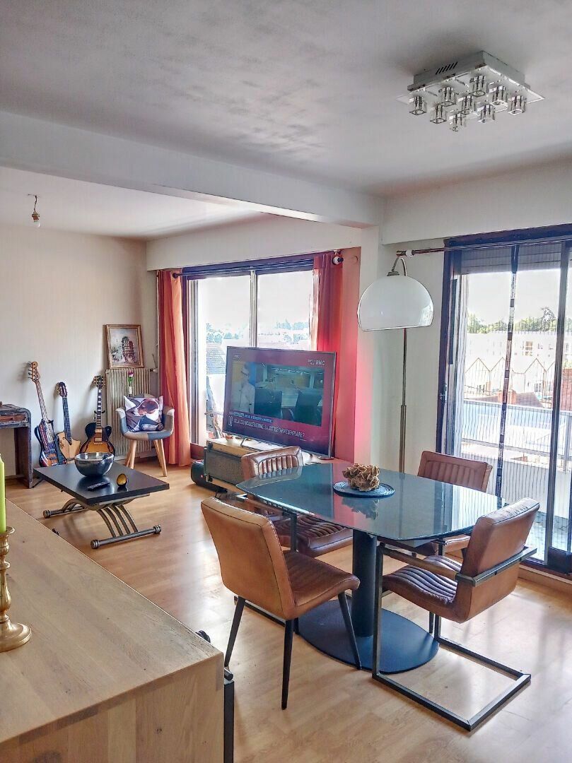 Appartement à vendre 3 m2 à Romorantin-Lanthenay vignette-2