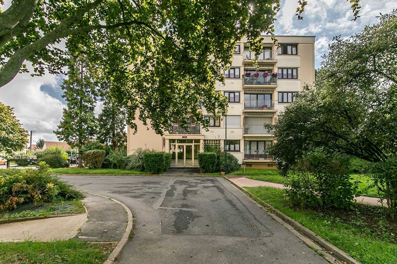 Appartement à vendre 4 72m2 à Chennevières-sur-Marne vignette-8
