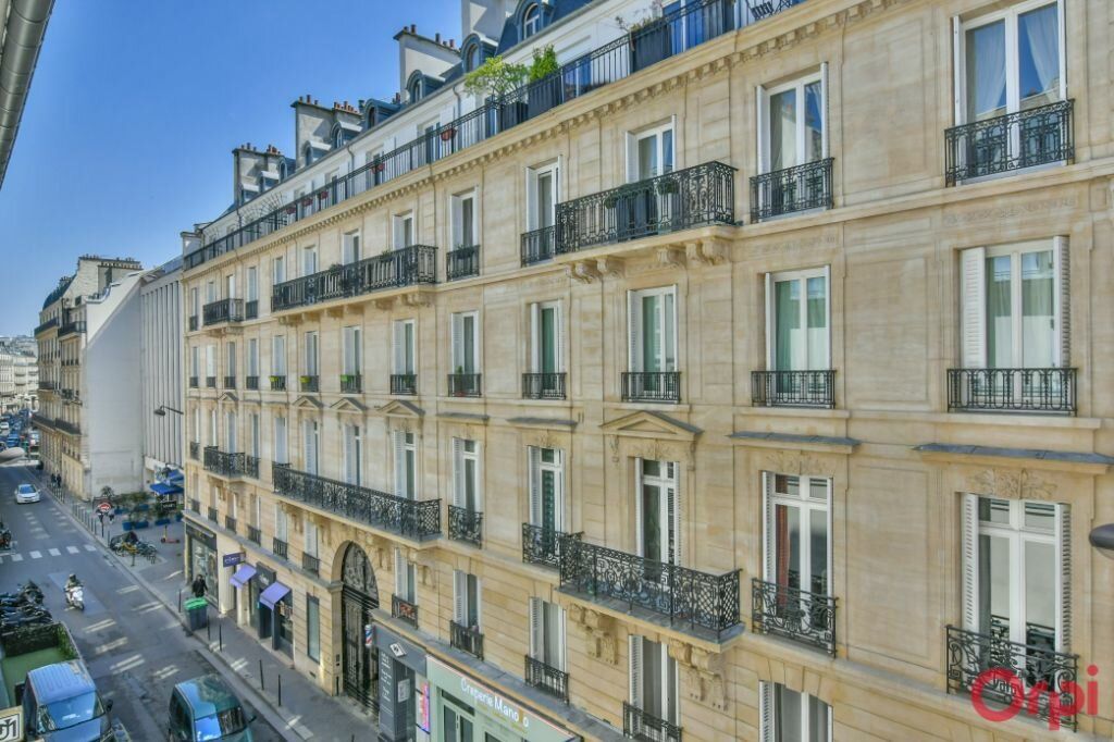 Appartement à vendre 1 74.5m2 à Paris 8 vignette-6
