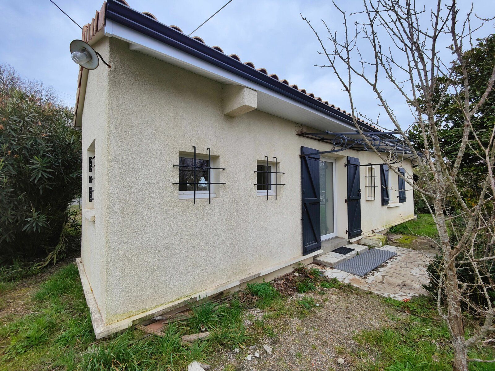 Maison à vendre 3 m2 à Saint-Genès-de-Fronsac vignette-1