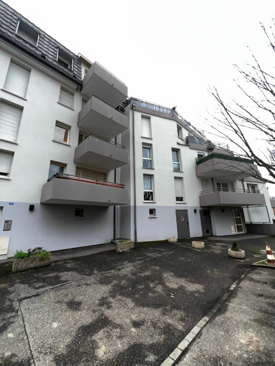 Appartement à vendre 4 83m2 à Bischheim vignette-1