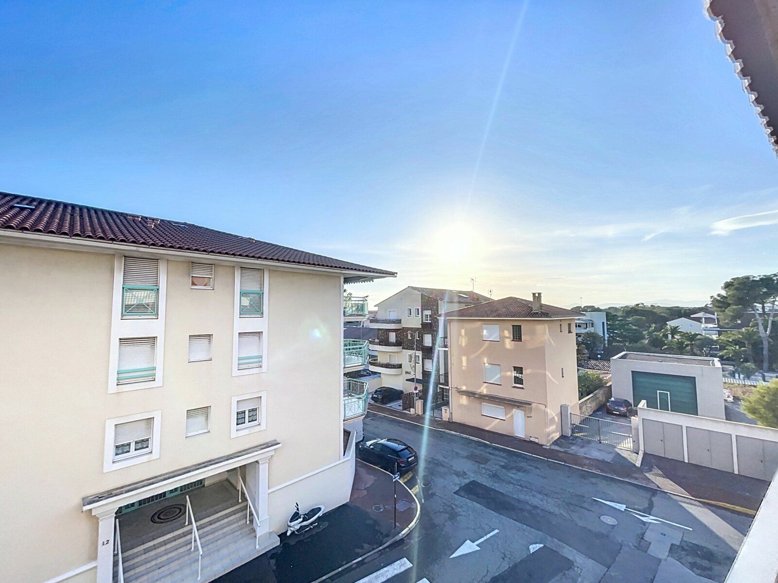 Appartement à vendre 1 33m2 à Saint-Raphaël vignette-7