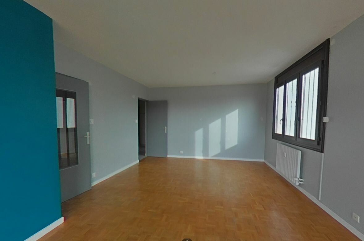 Appartement à vendre 4 72.85m2 à Saint-Genis-Laval vignette-4