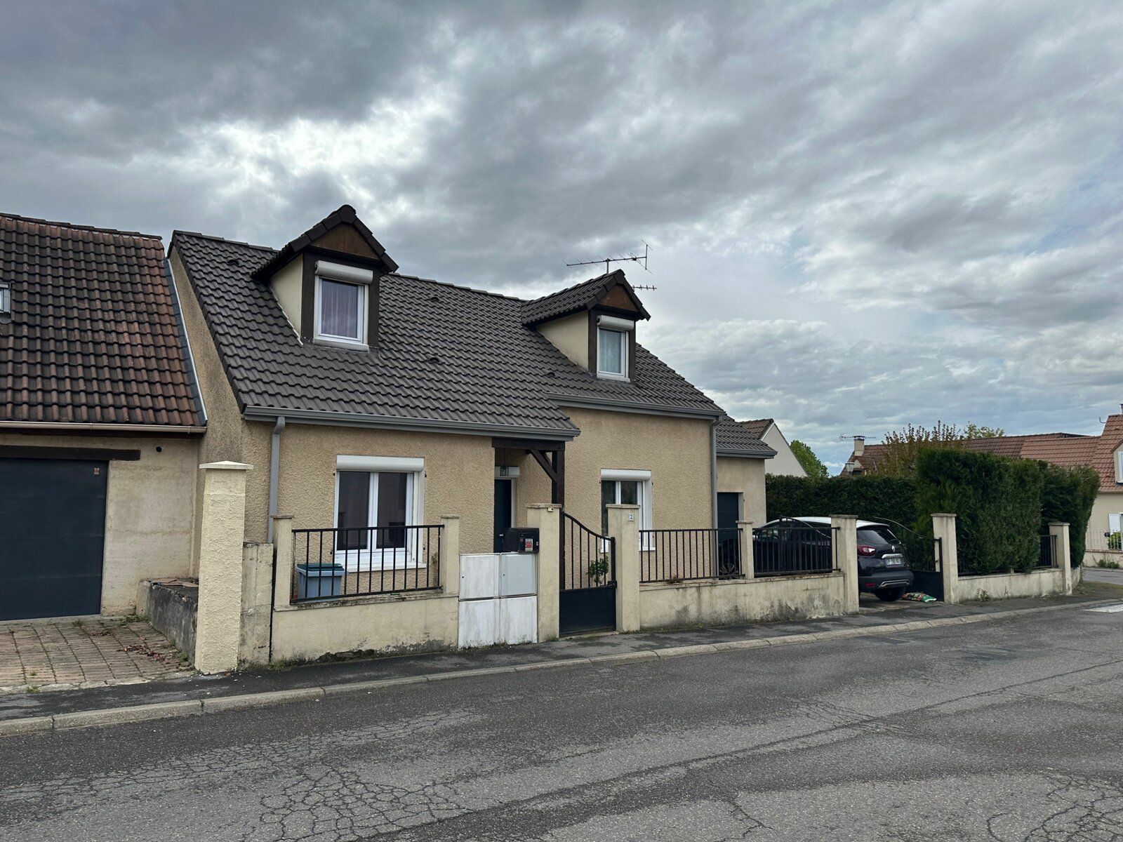 Maison à vendre 4 m2 à Beaumont-sur-Oise vignette-1