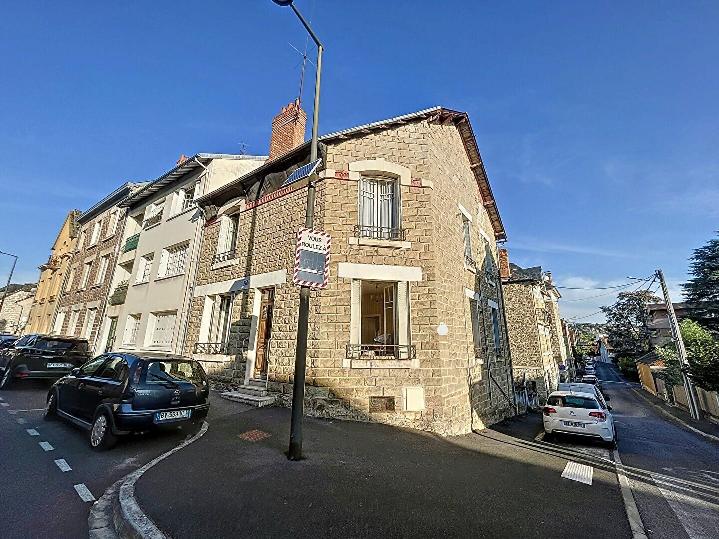 Maison à vendre 7 138m2 à Brive-la-Gaillarde vignette-1