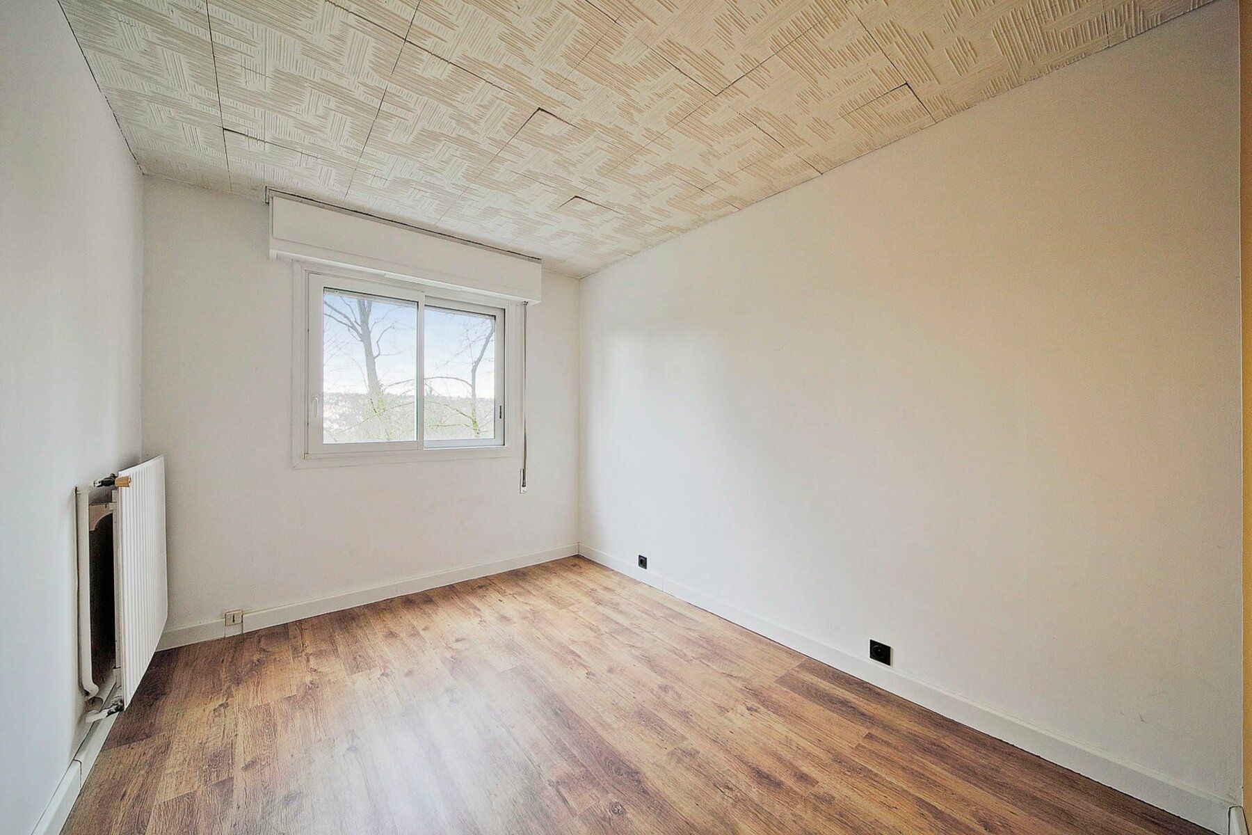 Appartement à vendre 4 111.78m2 à Lagny-sur-Marne vignette-7