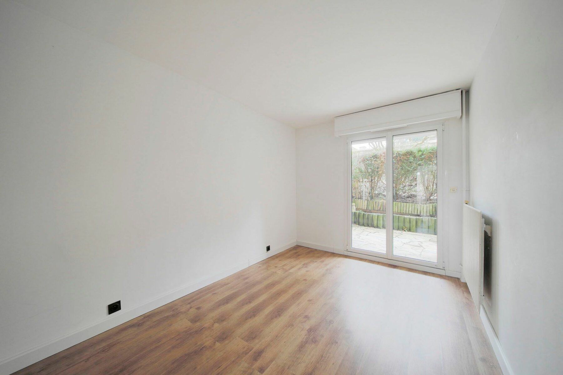 Appartement à vendre 4 111.78m2 à Lagny-sur-Marne vignette-6