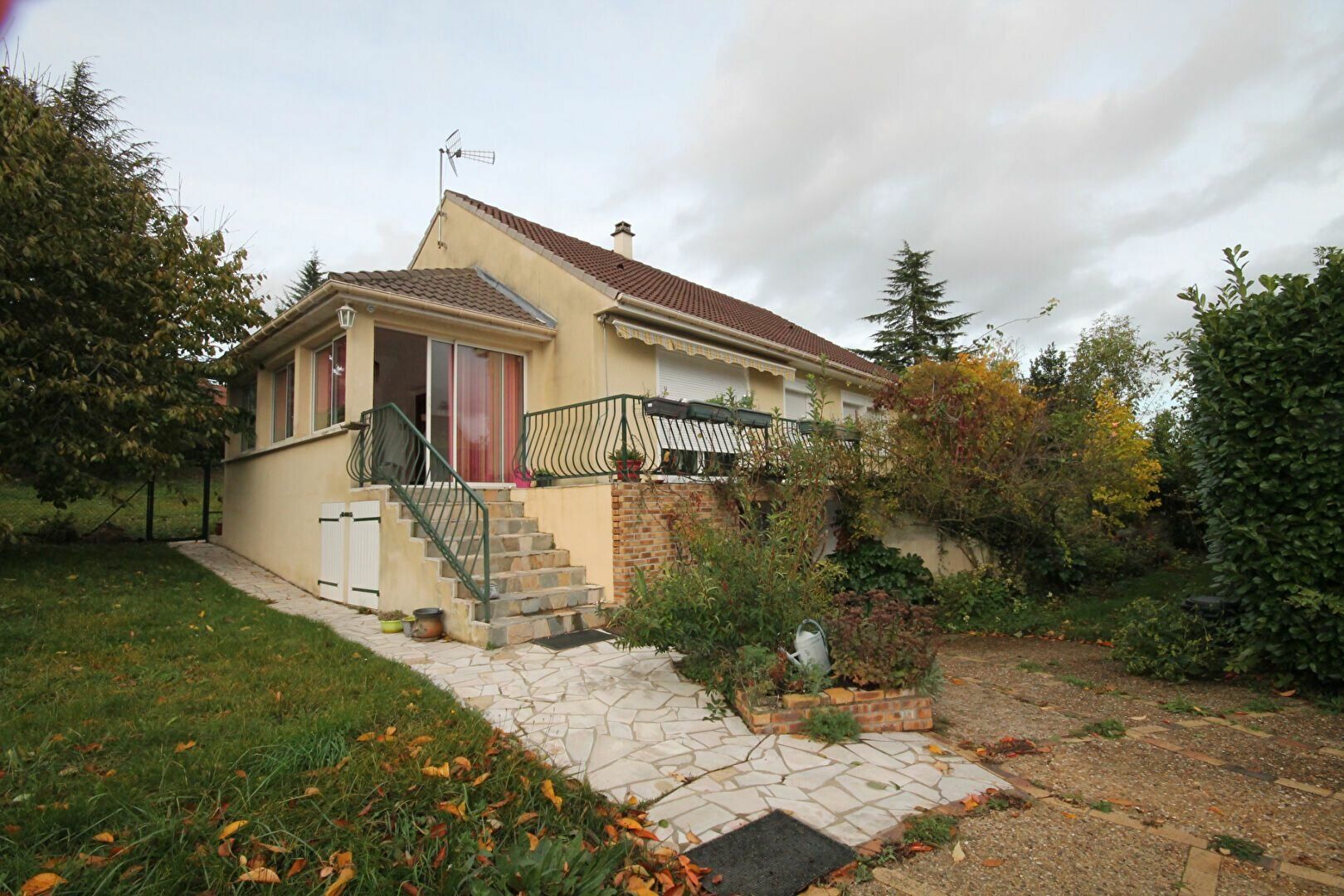 Maison à vendre 5 0m2 à Mézy-sur-Seine vignette-2