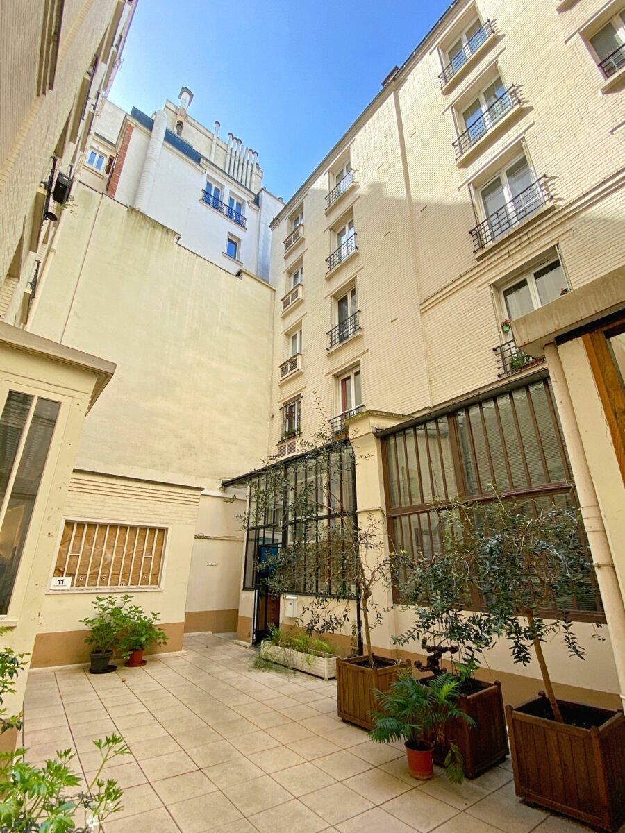 Appartement à vendre 5 120m2 à Paris 20 vignette-1