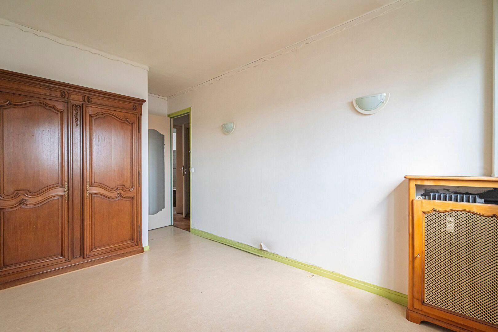 Appartement à vendre 2 70m2 à Reims vignette-6