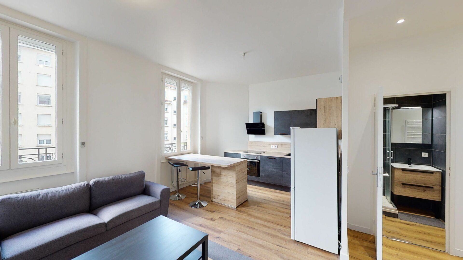 Appartement à louer 3 56.59m2 à Saint-Étienne vignette-1