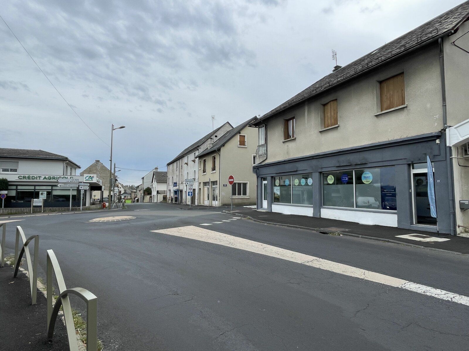 Local commercial à louer 0 83.55m2 à Saint-Chély-d'Apcher vignette-2