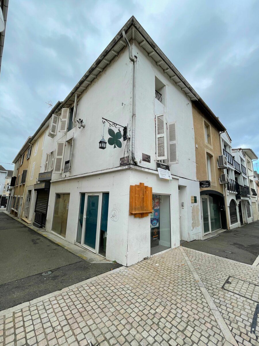 Immeuble à vendre 4 m2 à Mont-de-Marsan vignette-1