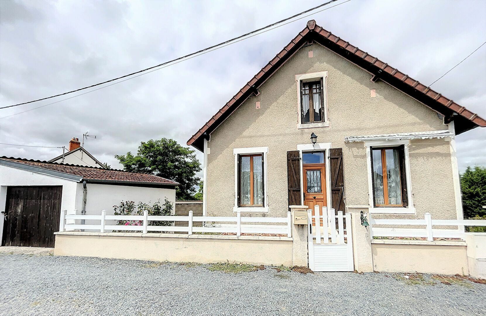 Maison à vendre 3 72m2 à Vallon-en-Sully vignette-1