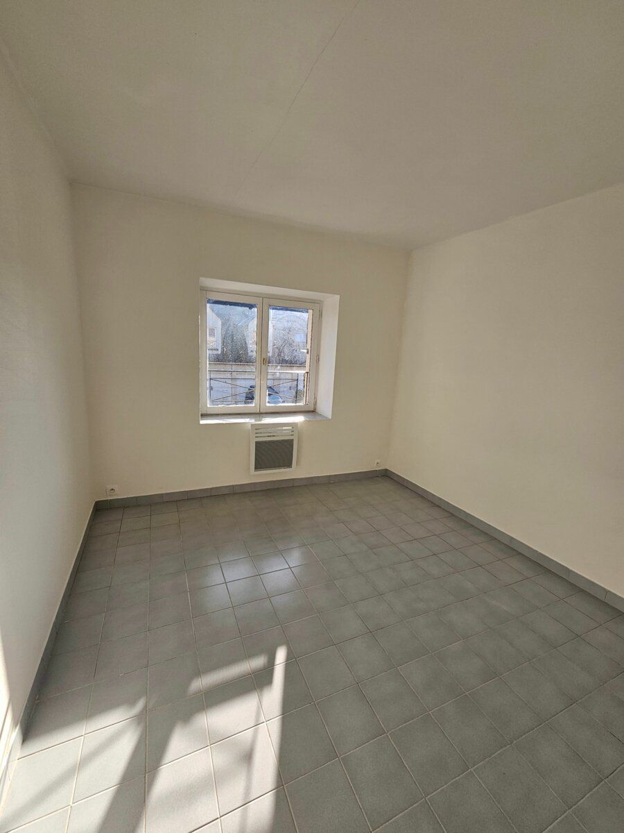 Appartement à vendre 3 64.7m2 à Saint-Germain-lès-Arpajon vignette-12