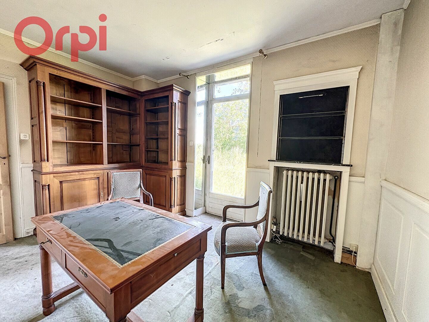 Maison à vendre 6 140.21m2 à Saint-Priest-d'Andelot vignette-8