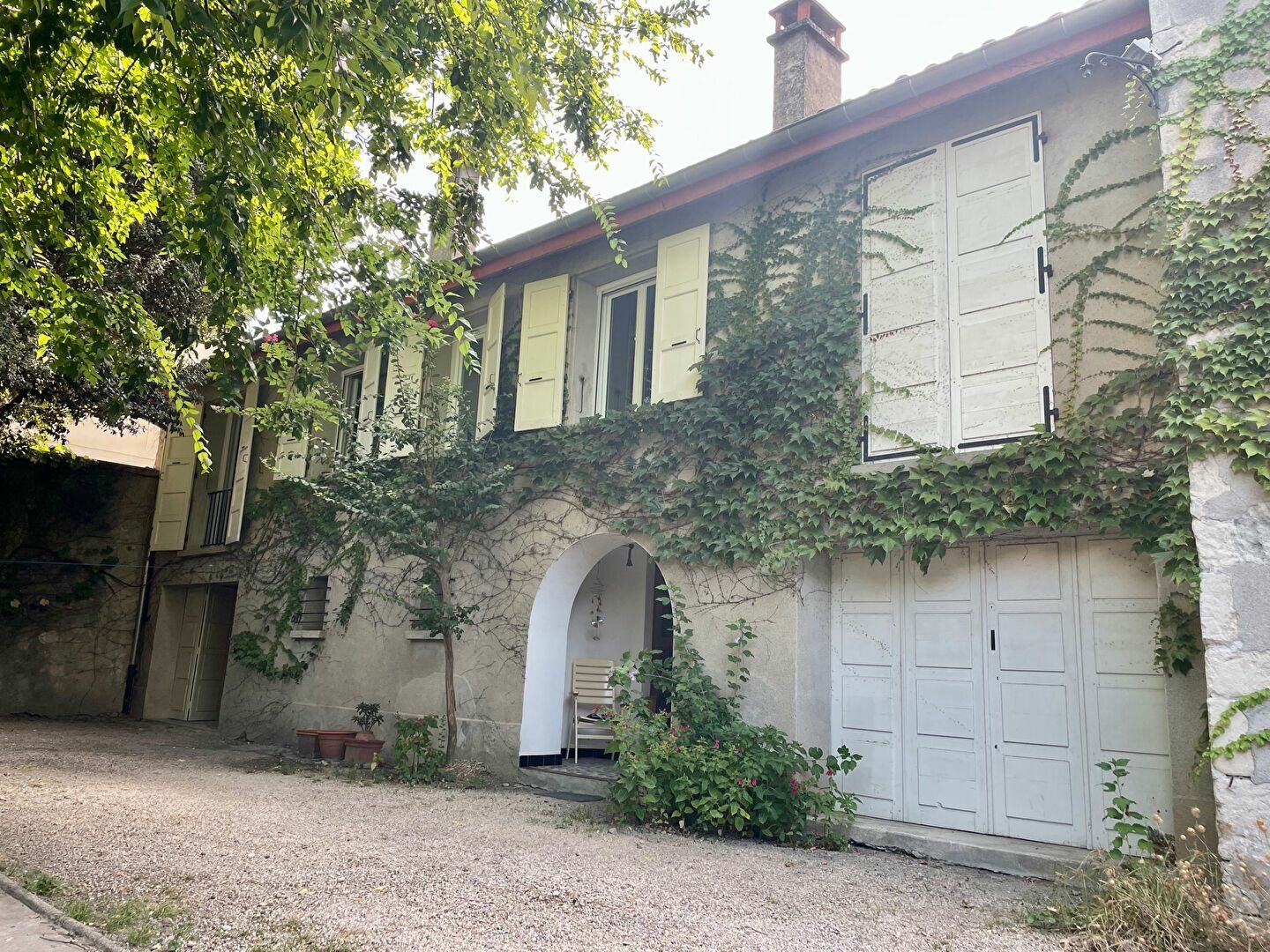 Maison à vendre 3 90m2 à Bourg-Saint-Andéol vignette-2