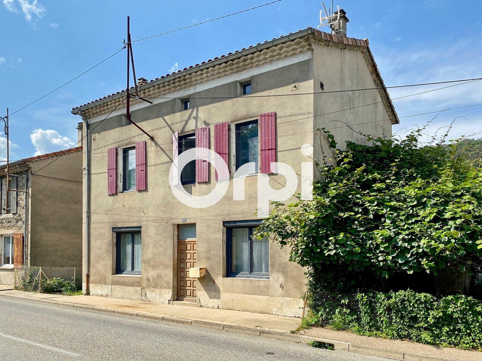 Maison à vendre 5 m2 à Lalevade-d'Ardèche vignette-1