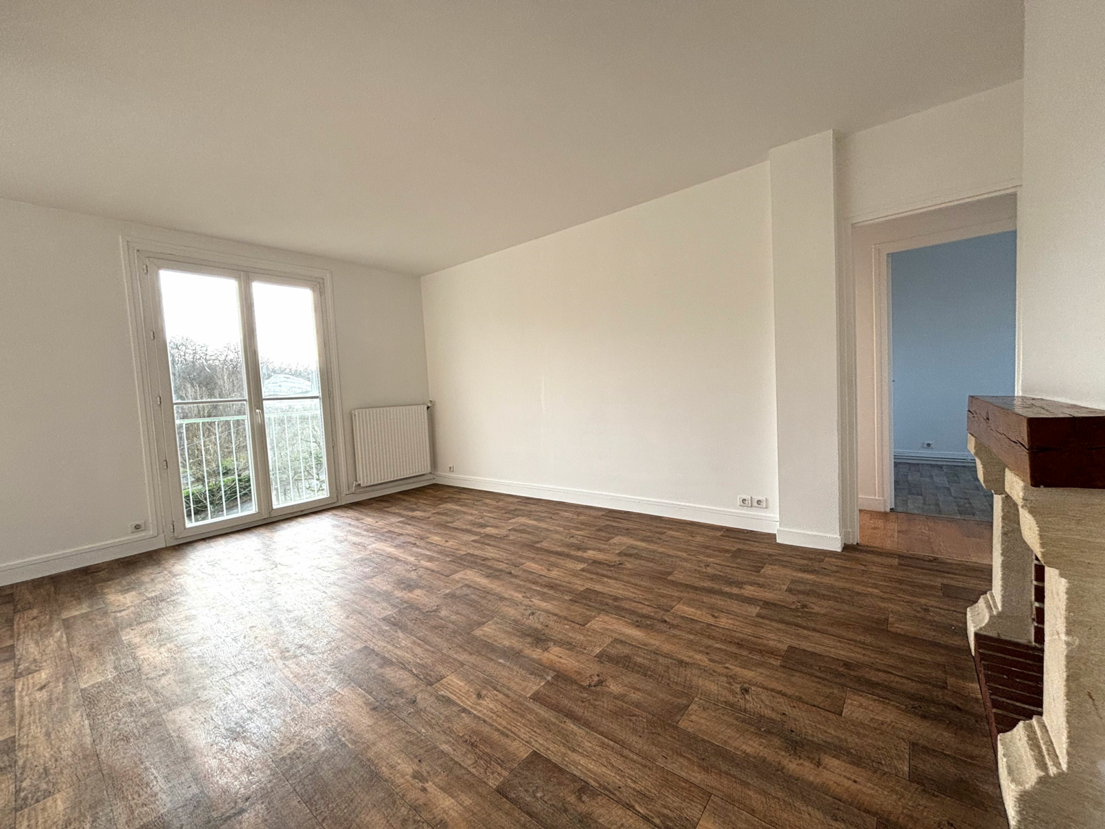 Appartement à vendre 3 63.99m2 à Compiègne vignette-1