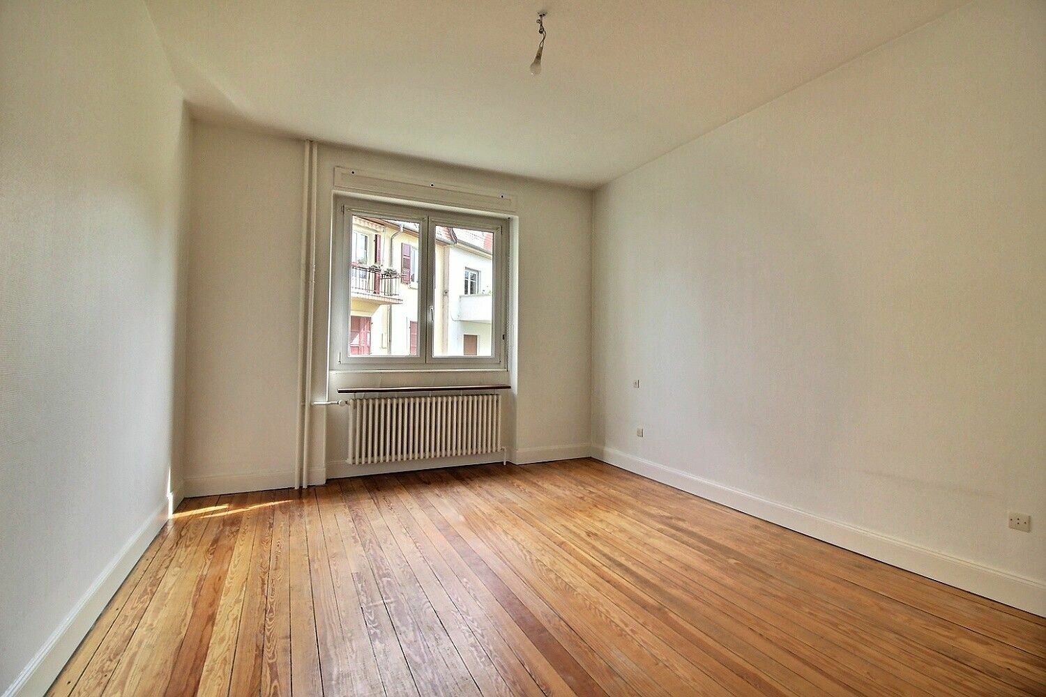 Appartement à vendre 3 71.19m2 à Strasbourg vignette-1