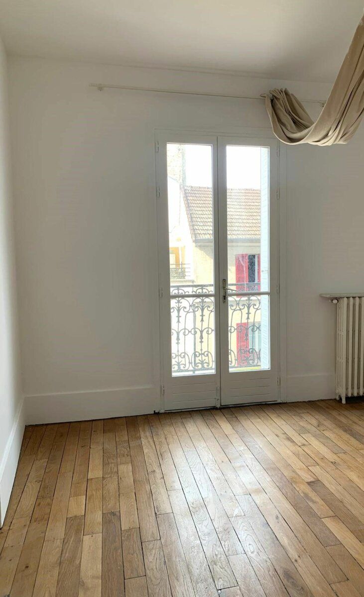 Appartement à louer 3 74m2 à Saint-Denis vignette-2