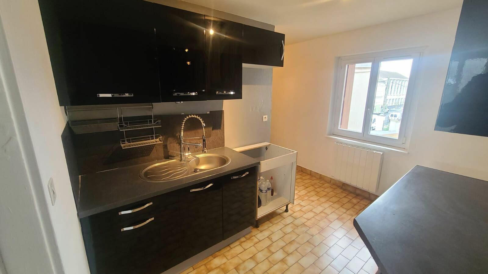Appartement à vendre 1 35m2 à Château-Thierry vignette-4