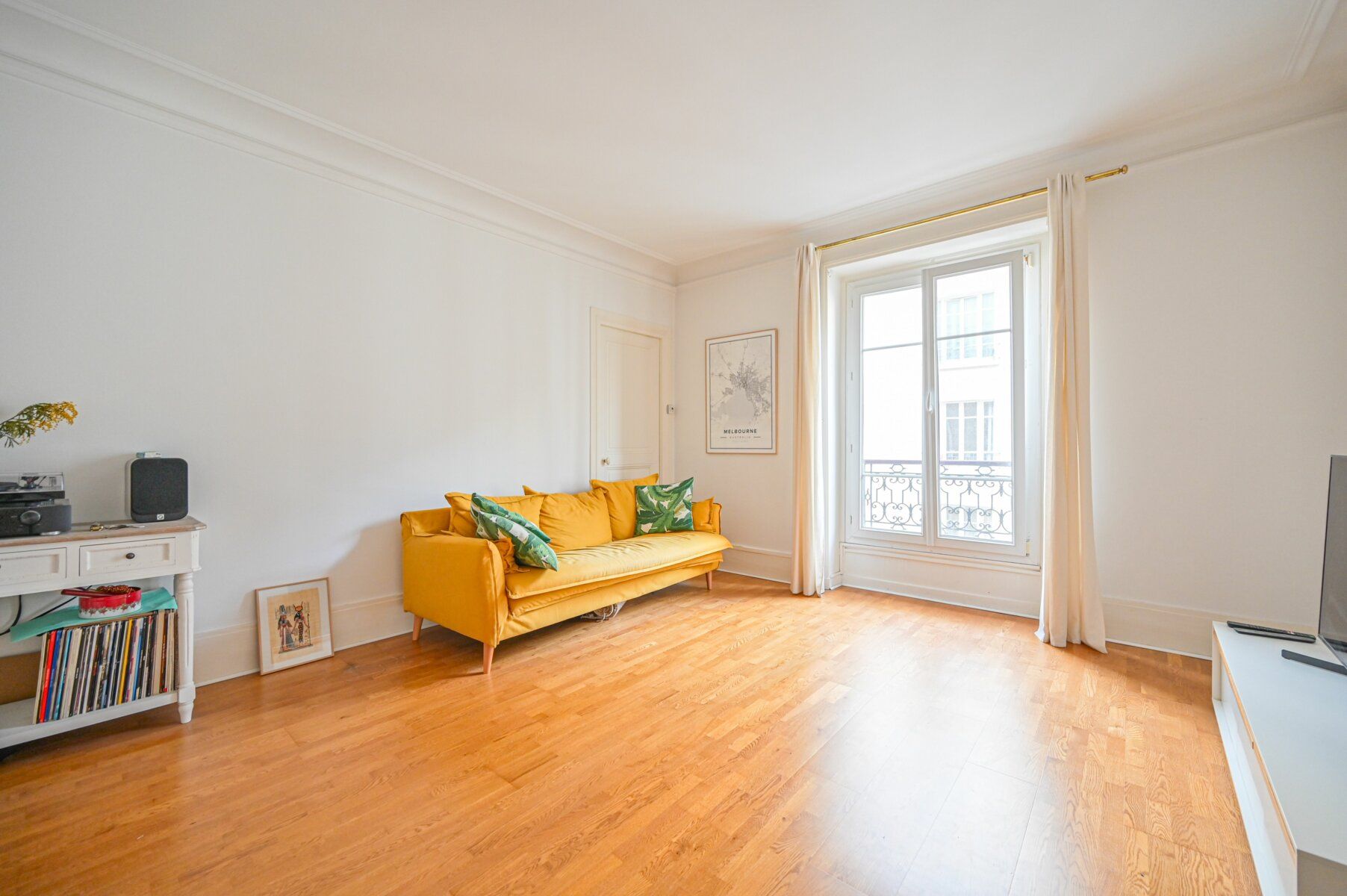 Appartement à vendre 3 80.75m2 à Paris 11 vignette-2