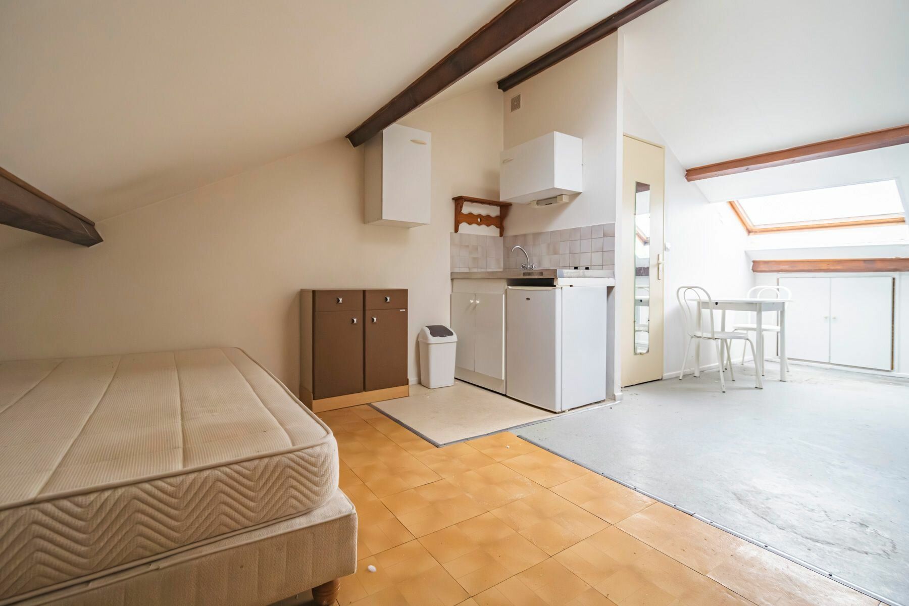 Appartement à vendre 3 27m2 à Reims vignette-1